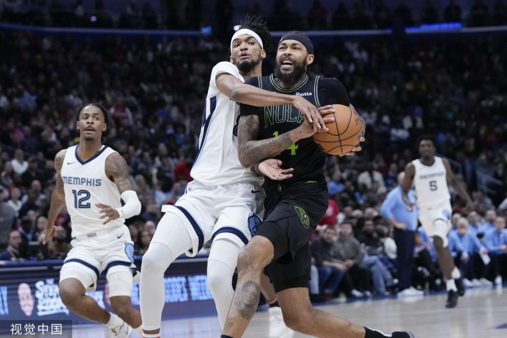 比赛刚开场 比赛刚开场